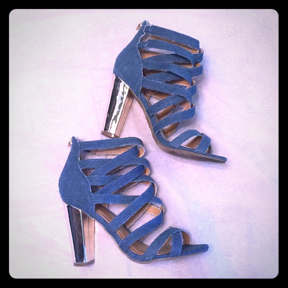 Denim shoes